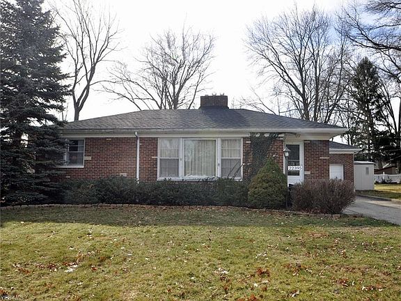 3rd image of 22395 Berry Dr
