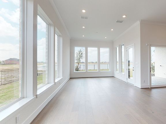 3rd image of 1551 Riiver Point Dr