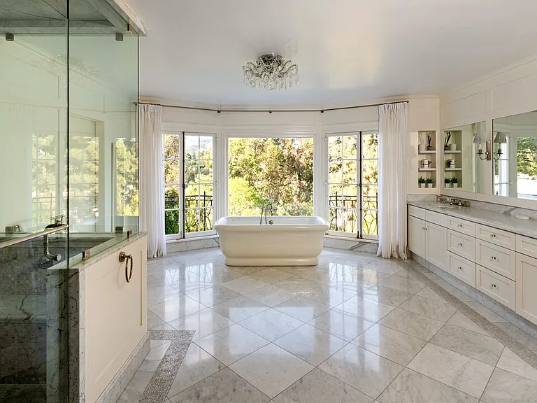 1006 N Crescent Dr — Photo 26