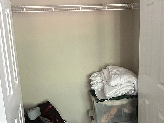 3rd image of 4206 Baylis Ct