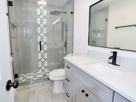 3rd image of 630 Royalty Ct #630