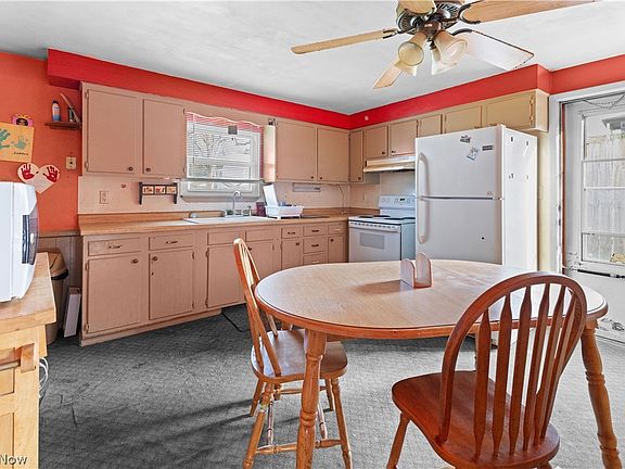 4th image of 337 Greenbrier Rd
