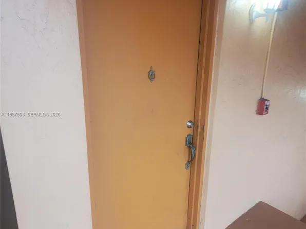 7151 Miami Lakes Dr APT P36, Miami Lakes, FL 33014