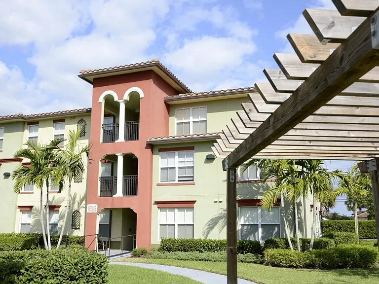 Elysium at Osprey Oaks — Photo 7