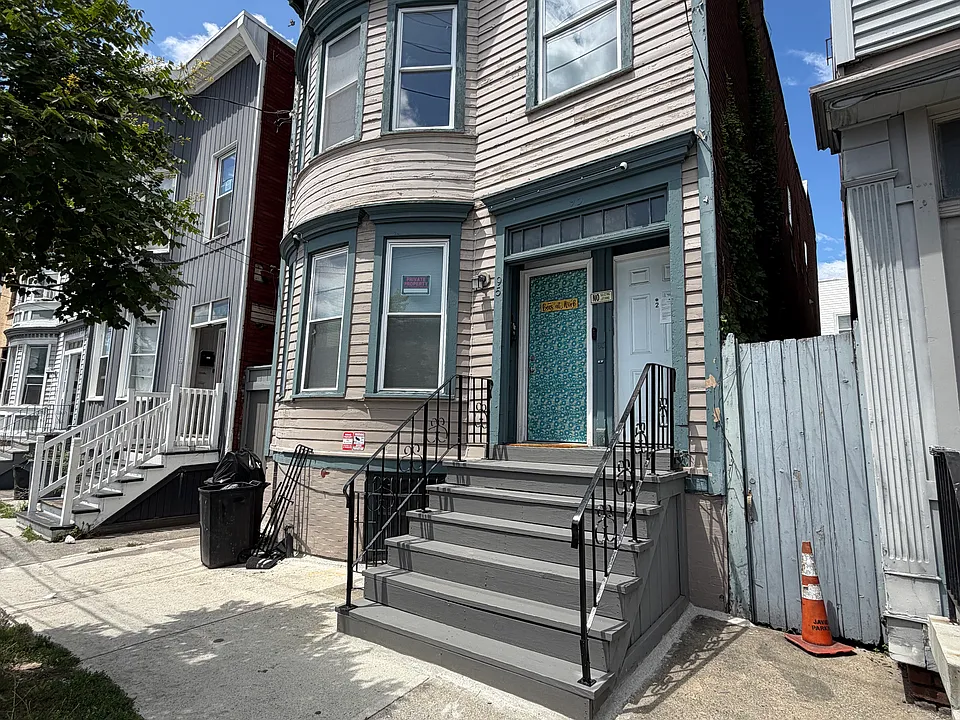 95 Henry Johnson Blvd #2