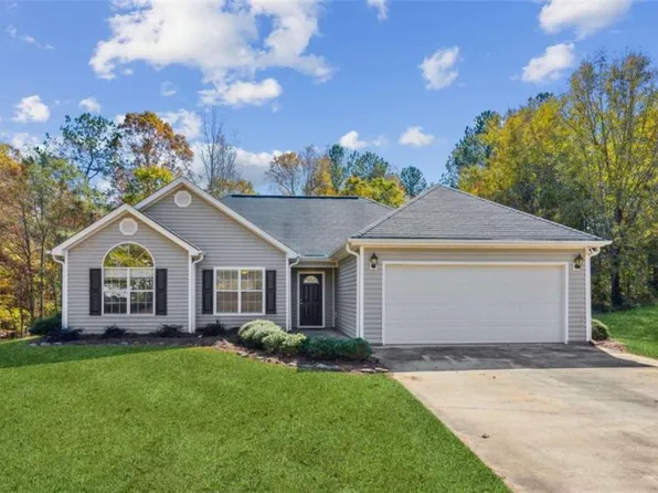 110 Caledon Way, Newnan, GA 30263