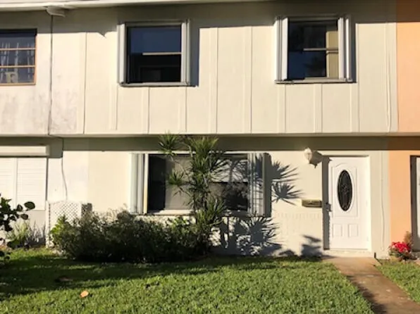 11 Fillmore Ct, Satellite Beach, FL 32937