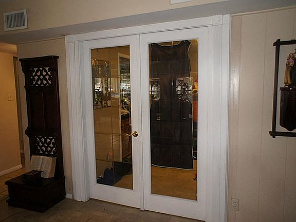 3rd image of 13626 Creekway Dr