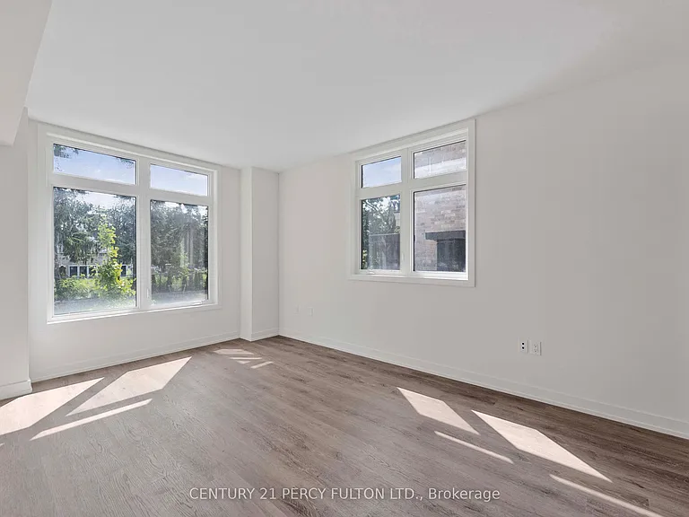 58 Elizabeth St S #2208 — Photo 8