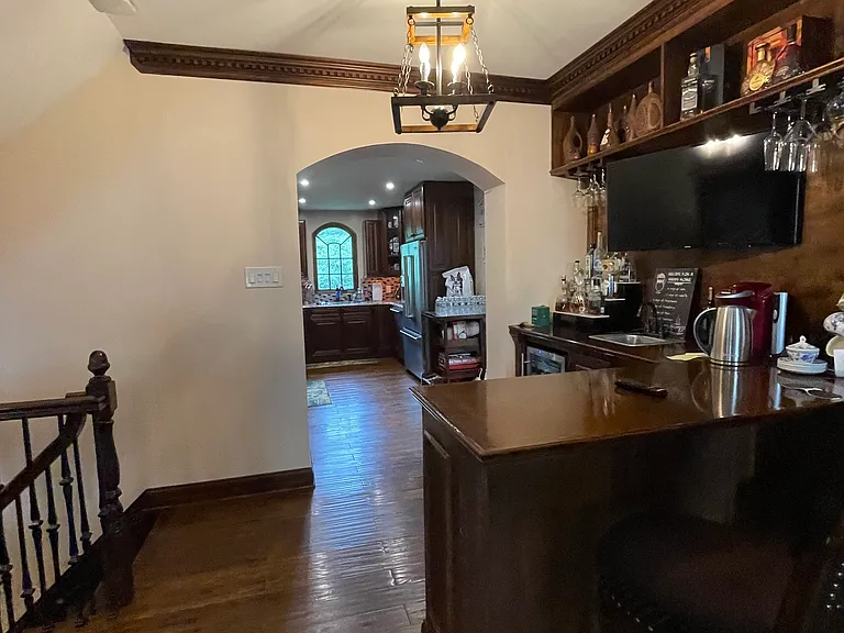 Law Pl — Photo 6