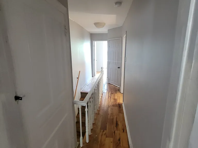 808 E Madison St — Photo 6