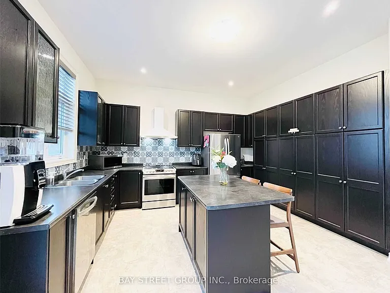 25 McIsaac Dr — Photo 21