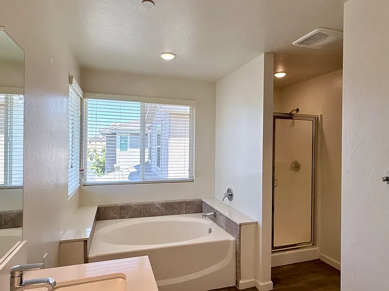 1950 Kelly Ln — Photo 16