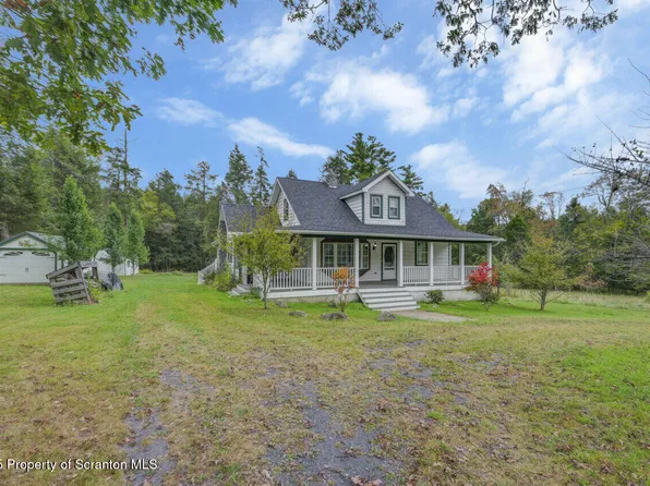 28 Old White Haven Ln, White Haven, PA 18661