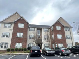 3710 Spanish Peak Dr APT 1D, High Pt, NC 27265