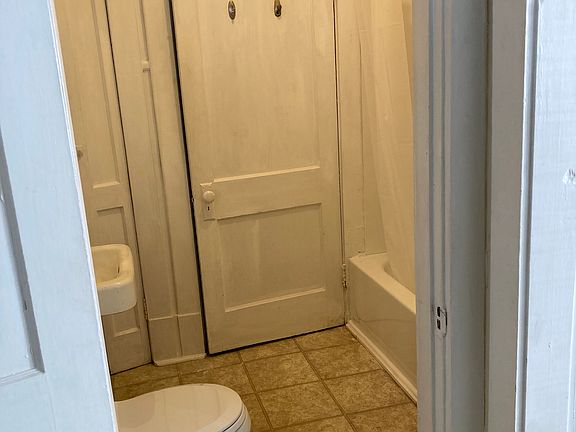 5th image of 1117 High St #1117