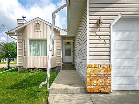3rd image of 244 Northmount Dr