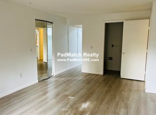8 Shadowbrook Ln APT 39, Milford, MA 01757