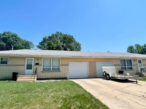 1102 N Harrison St, Aberdeen City, SD 57401
