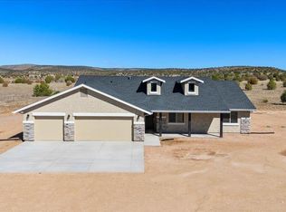 1220 E Cougar Ridge Rd, Paulden, AZ 86334