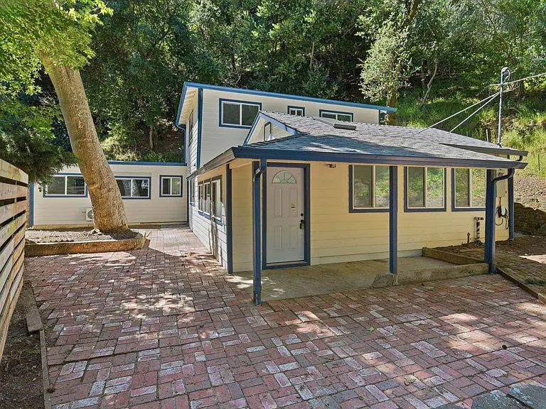 2836 Kilkare Rd — Photo 29