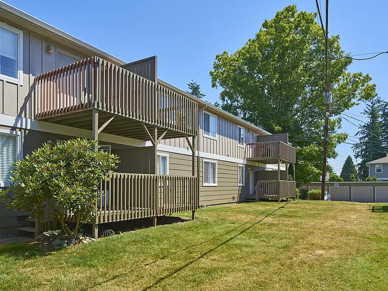 Woodhaven — Photo 18