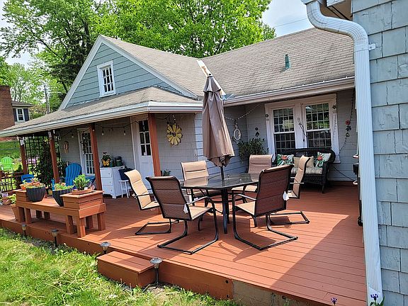 another view of back deck