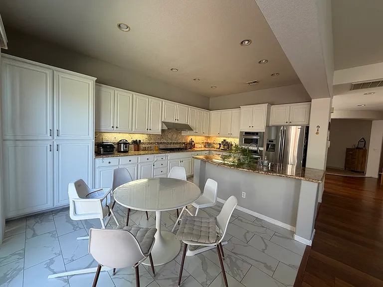 30250 Oakbrook Rd — Photo 11