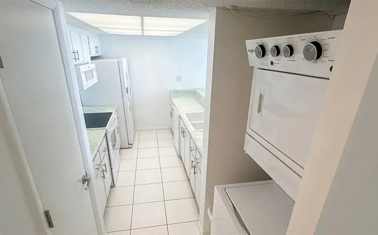 450 S Gulfview Blvd #1208 — Photo 12
