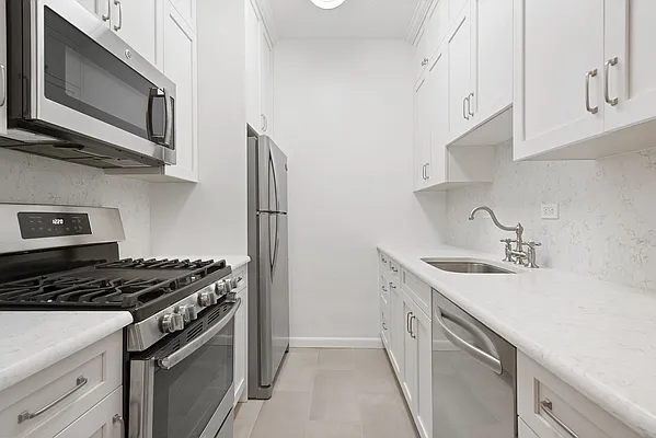 Rented by Corcoran | media 9