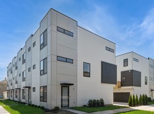 946 Beloit Ave #2, Forest Park, IL 60130