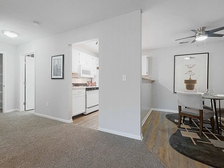 Kitchen & Dining Room