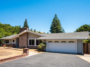 3 Stewart Ct, Moraga, CA 94556
