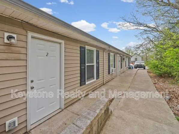 191-2 Oak St, Clarksville, TN 37042