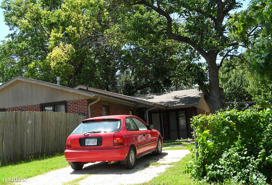 1327 SW Washburn Ave