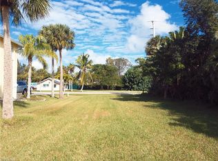 2030 Danford St, Naples, FL 34112