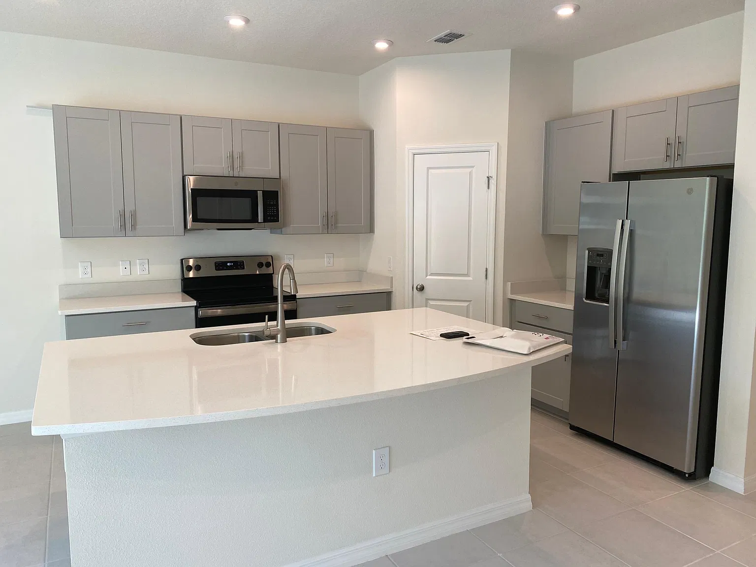 2145 Crystal Bell St — Photo 3