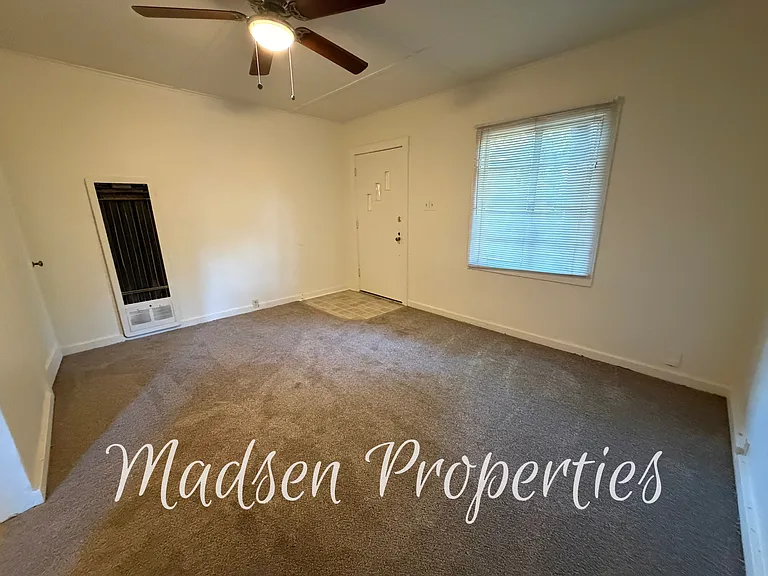 1326 Mulberry St #1/2 — Photo 4