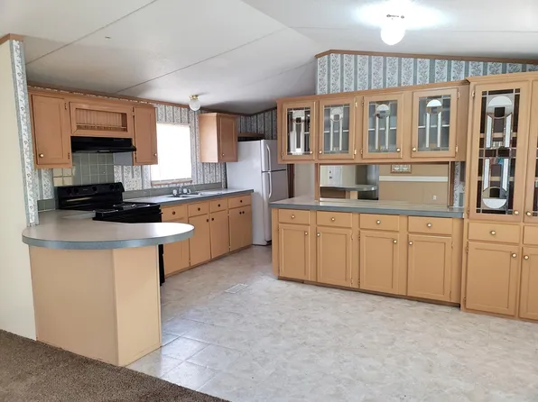 275 Colorado Dr, Maxwell, TX 78656