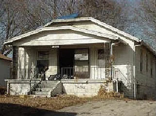 2422 E 70th Ter Photo 1