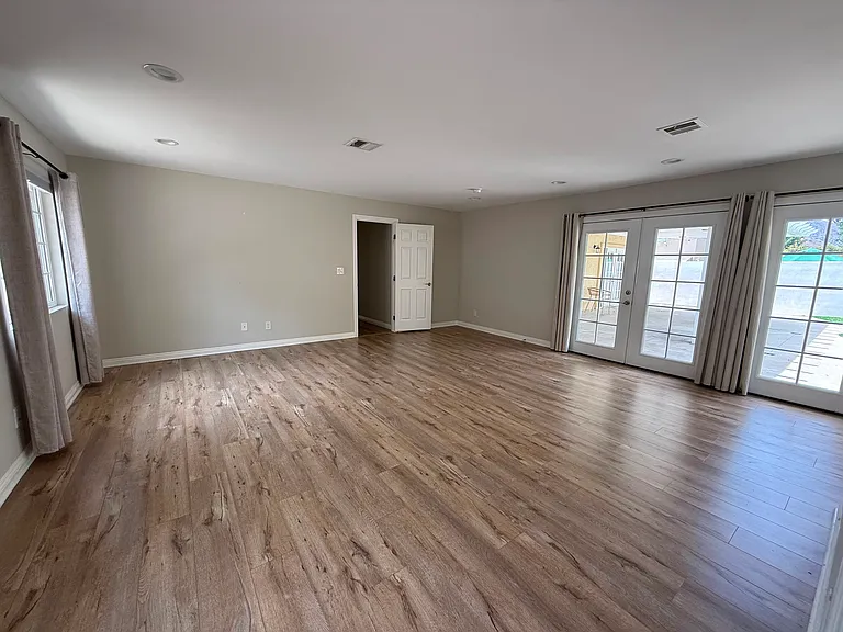 5990 Dovetail Dr — Photo 5