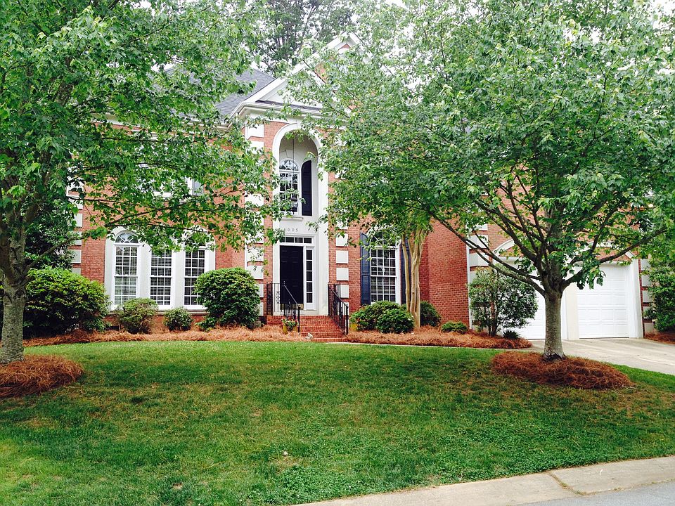 1st image of 4009 Cambridge Hill Ln