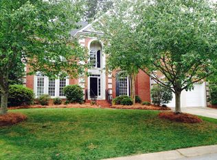 4009 Cambridge Hill Ln, Charlotte, NC 28270