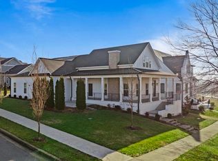 880 Village Way, Bowling Green, KY 42103