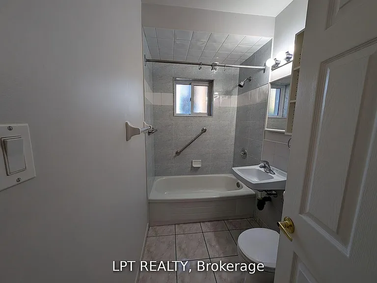 9 Atkinson Ave #MAIN — Photo 8