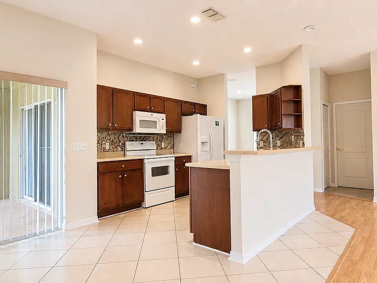 238 Dinner Lake Pl — Photo 5