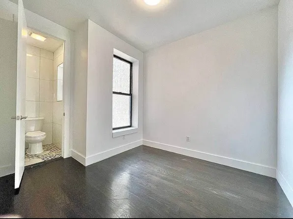 519 Eastern Parkway image 7 of 12