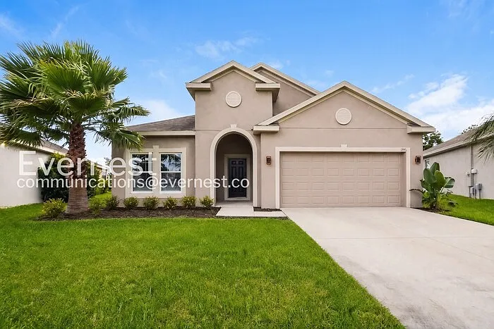 4 bed, 2.0 bath, 1859 sqft, $2,245 — Photo 2