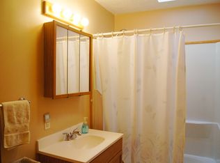 4112 N 64th St, Omaha, NE 68104