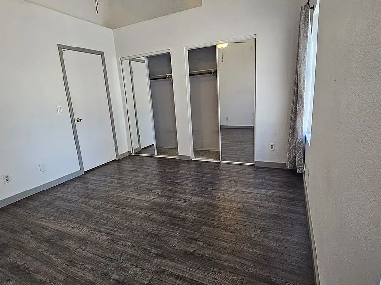 1961 N Hartford St #1021 — Photo 28